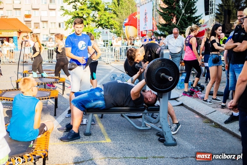 Zdjęcie w galerii na portalu naszraciborz.pl: Brooklyn Gym – Show na rozpoczęcie drugiego dnia Memoriału wiadomości z regionu