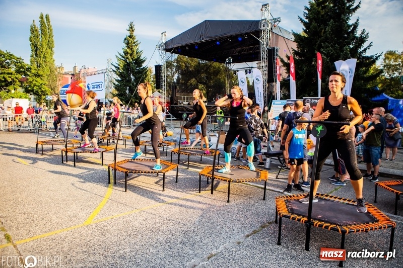 Zdjęcie w galerii na portalu naszraciborz.pl: Brooklyn Gym – Show na rozpoczęcie drugiego dnia Memoriału wiadomości z regionu