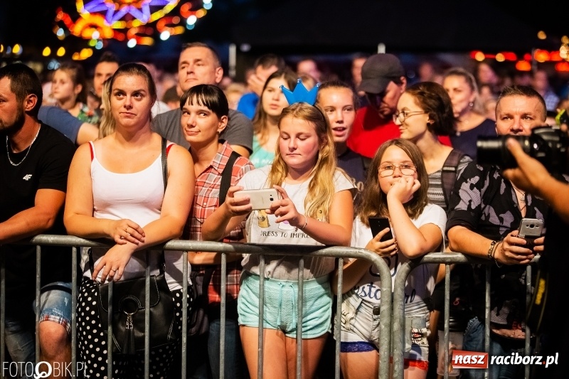 Zdjęcie w galerii na portalu naszraciborz.pl: Koncert Red Lips na finał XXVI Memoriału FOTO i WIDEO wiadomości z regionu