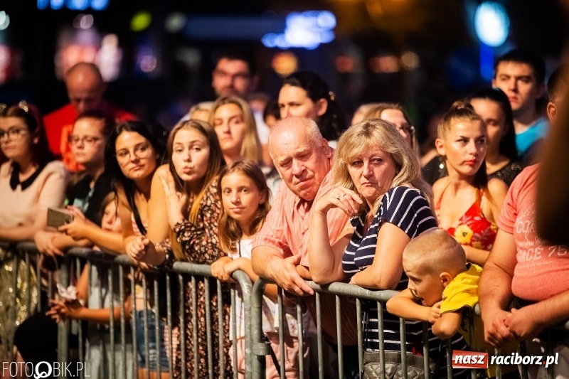 Zdjęcie w galerii na portalu naszraciborz.pl: Koncert Red Lips na finał XXVI Memoriału FOTO i WIDEO wiadomości z regionu