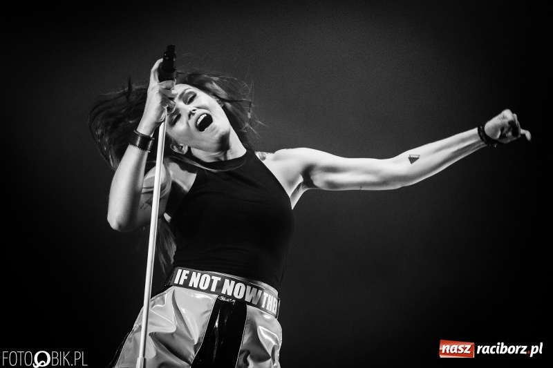 Zdjęcie w galerii na portalu naszraciborz.pl: Koncert Red Lips na finał XXVI Memoriału FOTO i WIDEO wiadomości z regionu