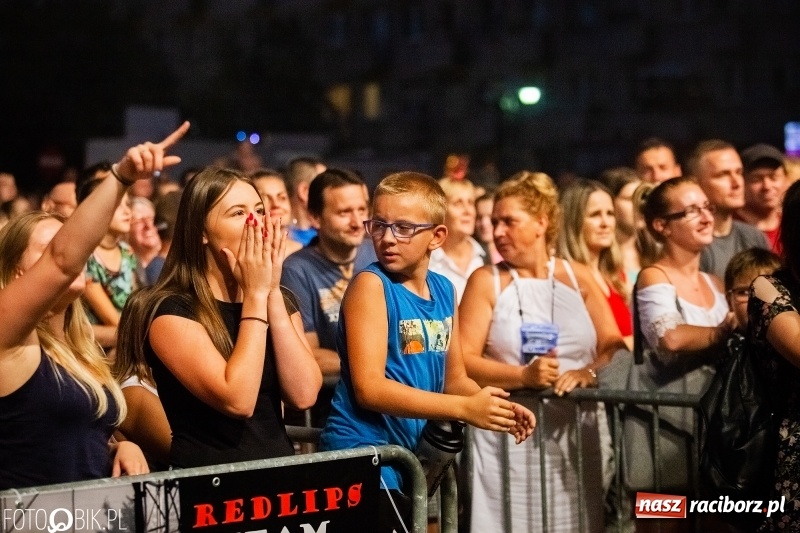 Zdjęcie w galerii na portalu naszraciborz.pl: Koncert Red Lips na finał XXVI Memoriału FOTO i WIDEO wiadomości z regionu