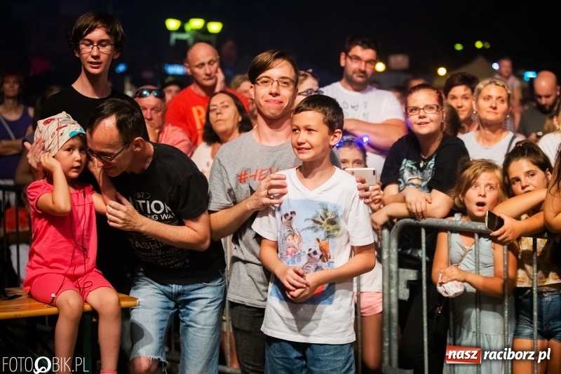 Zdjęcie w galerii na portalu naszraciborz.pl: Koncert Red Lips na finał XXVI Memoriału FOTO i WIDEO wiadomości z regionu