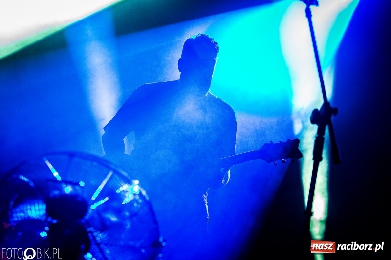 Zdjęcie w galerii na portalu naszraciborz.pl: Koncert Red Lips na finał XXVI Memoriału FOTO i WIDEO wiadomości z regionu