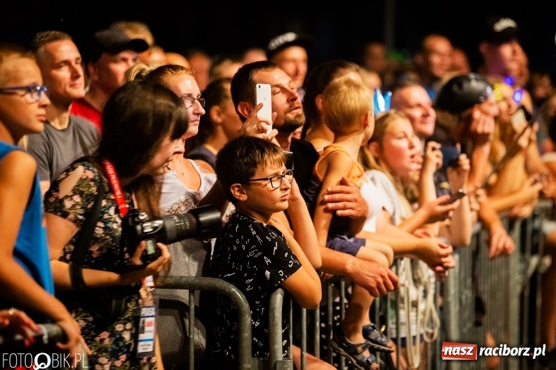 Zdjęcie w galerii na portalu naszraciborz.pl: Koncert Red Lips na finał XXVI Memoriału FOTO i WIDEO wiadomości z regionu