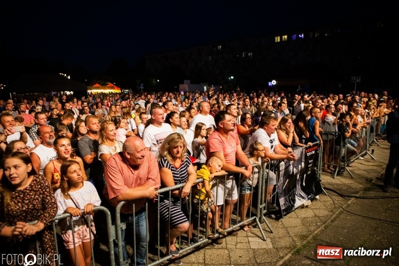 Zdjęcie w galerii na portalu naszraciborz.pl: Koncert Red Lips na finał XXVI Memoriału FOTO i WIDEO wiadomości z regionu