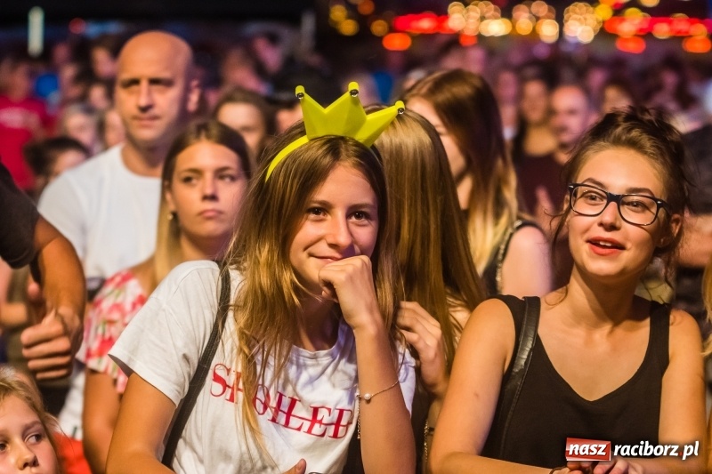 Zdjęcie w galerii na portalu naszraciborz.pl: Koncert Red Lips na finał XXVI Memoriału FOTO i WIDEO wiadomości z regionu