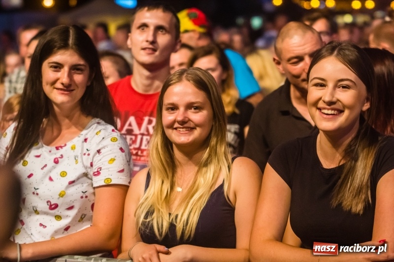 Zdjęcie w galerii na portalu naszraciborz.pl: Koncert Red Lips na finał XXVI Memoriału FOTO i WIDEO wiadomości z regionu