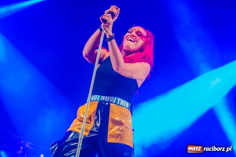 Zdjęcie w galerii na portalu naszraciborz.pl: Koncert Red Lips na finał XXVI Memoriału FOTO i WIDEO wiadomości z regionu