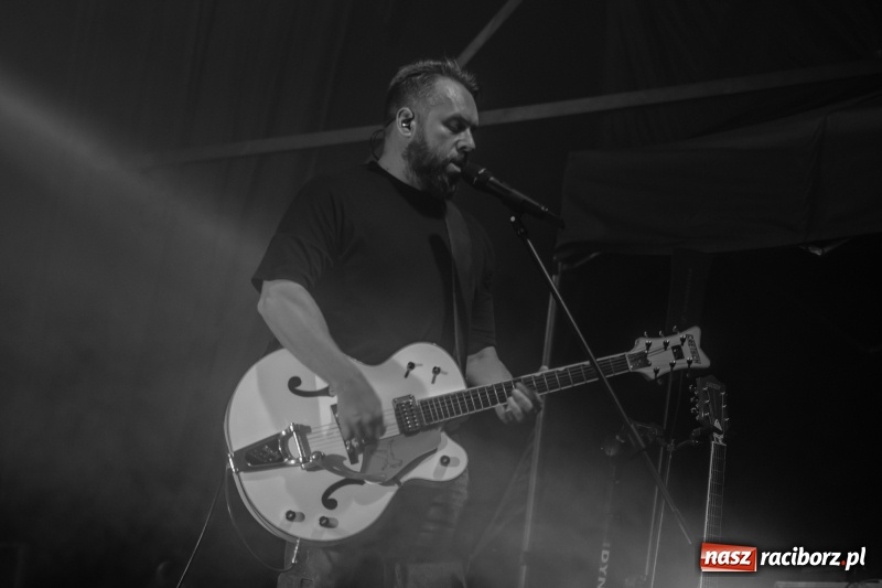 Zdjęcie w galerii na portalu naszraciborz.pl: Koncert Red Lips na finał XXVI Memoriału FOTO i WIDEO wiadomości z regionu