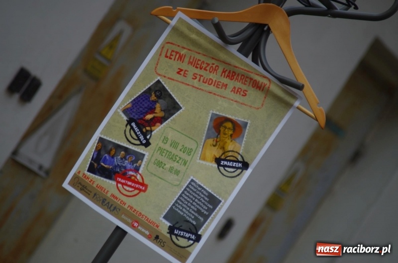 Zdjęcie w galerii na portalu naszraciborz.pl: Letni plenerowy wieczór kabaretowy w Pietraszynie  wiadomości z regionu