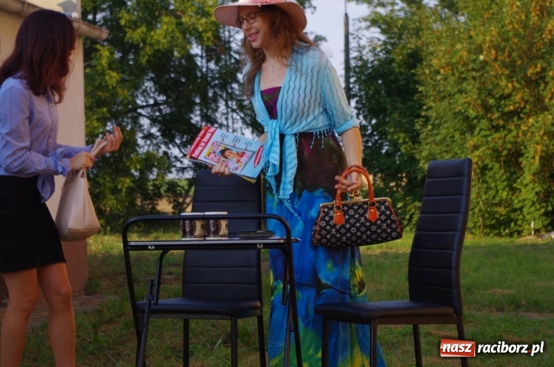 Zdjęcie w galerii na portalu naszraciborz.pl: Letni plenerowy wieczór kabaretowy w Pietraszynie  wiadomości z regionu