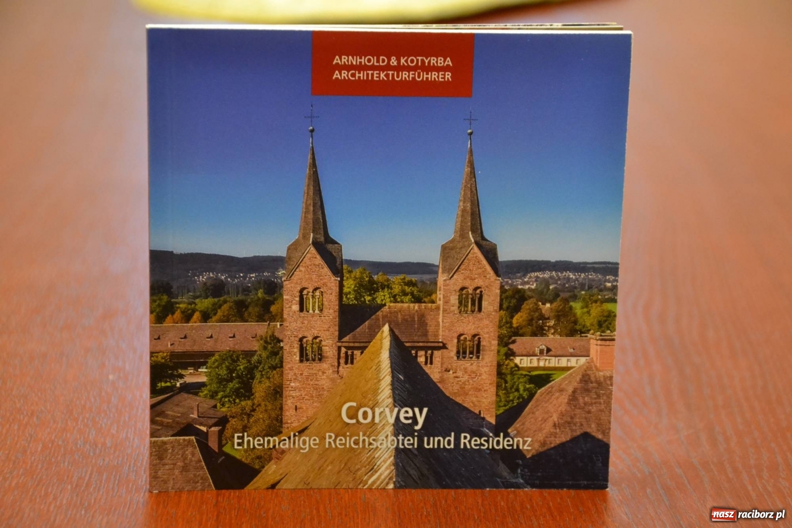 Zdjęcie w galerii na portalu naszraciborz.pl: Pamiątki związane z rodziną von Ratibor trafiły na zamek  wiadomości z regionu