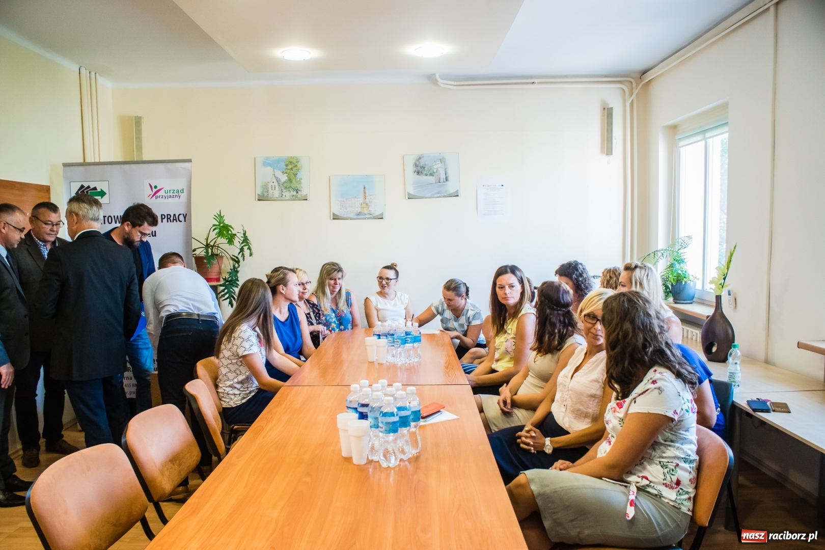 Zdjęcie w galerii na portalu naszraciborz.pl: W Urzędzie Pracy pojawił się defibrylator AED wiadomości z regionu