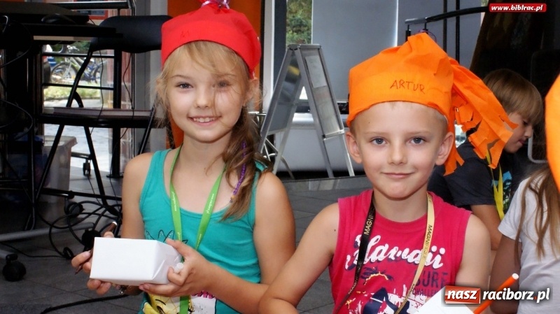 Zdjęcie w galerii na portalu naszraciborz.pl: Krasnal niejedno ma imię, czyli bajkowy wtorek z biblioteką wiadomości z regionu