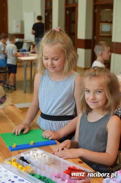 Zdjęcie w galerii na portalu naszraciborz.pl: Ogromne zainteresowanie warsztatami LEGO w RCK wiadomości z regionu
