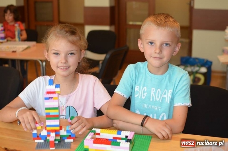 Zdjęcie w galerii na portalu naszraciborz.pl: Ogromne zainteresowanie warsztatami LEGO w RCK wiadomości z regionu