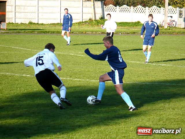 Zdjęcie w galerii na portalu naszraciborz.pl: A Klasa: Tworków: Zwycięstwo po wspaniałej walce wiadomości z regionu