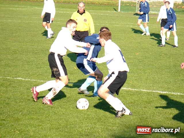 Zdjęcie w galerii na portalu naszraciborz.pl: A Klasa: Tworków: Zwycięstwo po wspaniałej walce wiadomości z regionu