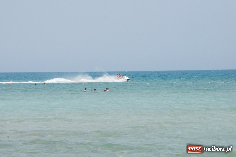 Zdjęcie w galerii na portalu naszraciborz.pl: Raciborzanie ze Źródła tańczyli na Cyprze  wiadomości z regionu