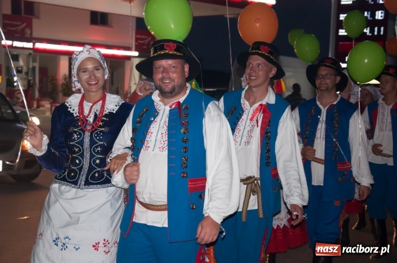 Zdjęcie w galerii na portalu naszraciborz.pl: Raciborzanie ze Źródła tańczyli na Cyprze  wiadomości z regionu