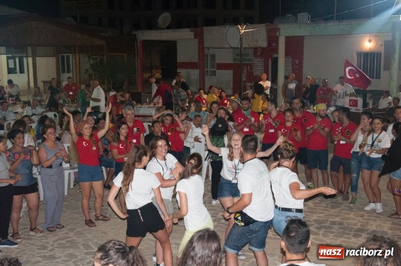 Zdjęcie w galerii na portalu naszraciborz.pl: Raciborzanie ze Źródła tańczyli na Cyprze  wiadomości z regionu