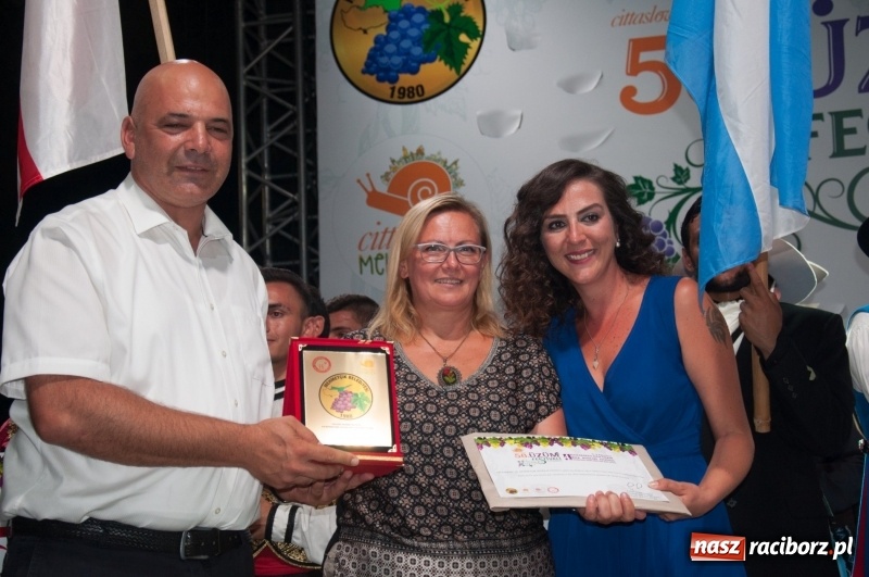 Zdjęcie w galerii na portalu naszraciborz.pl: Raciborzanie ze Źródła tańczyli na Cyprze  wiadomości z regionu