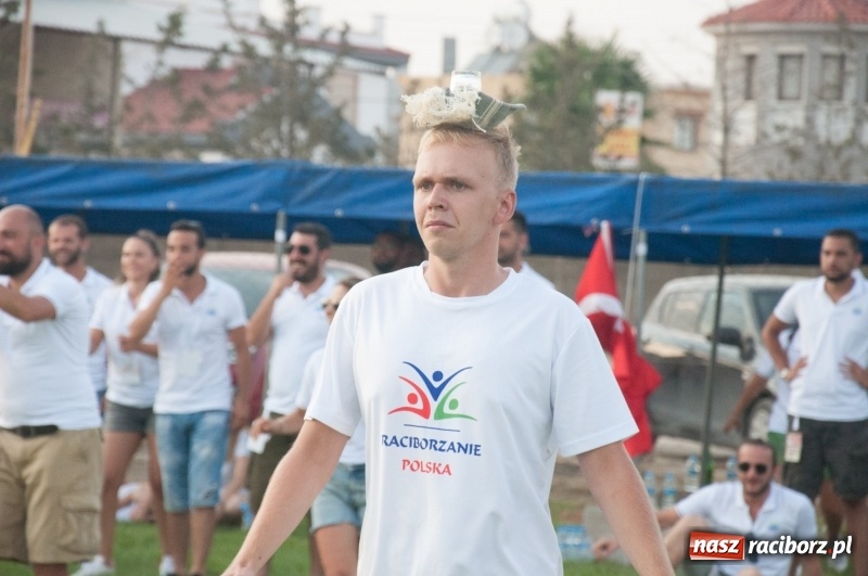 Zdjęcie w galerii na portalu naszraciborz.pl: Raciborzanie ze Źródła tańczyli na Cyprze  wiadomości z regionu