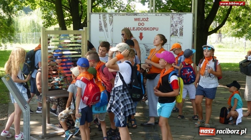 Zdjęcie w galerii na portalu naszraciborz.pl: Uczestnicy Lata z biblioteką w Ogrodzie Doświadczeń w Krakowie wiadomości z regionu
