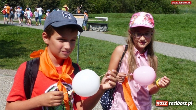 Zdjęcie w galerii na portalu naszraciborz.pl: Uczestnicy Lata z biblioteką w Ogrodzie Doświadczeń w Krakowie wiadomości z regionu