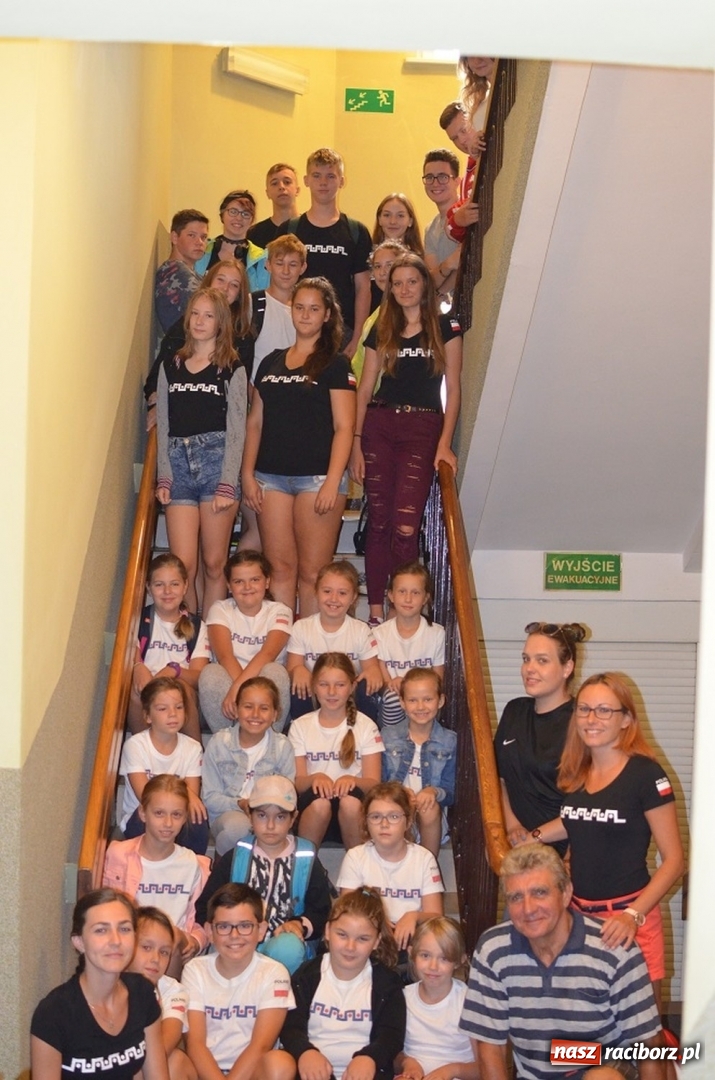 Zdjęcie w galerii na portalu naszraciborz.pl: Od Koziorajki do Czardasza. Polsko-czeskie tańcowanie w Górach Opawskich  wiadomości z regionu