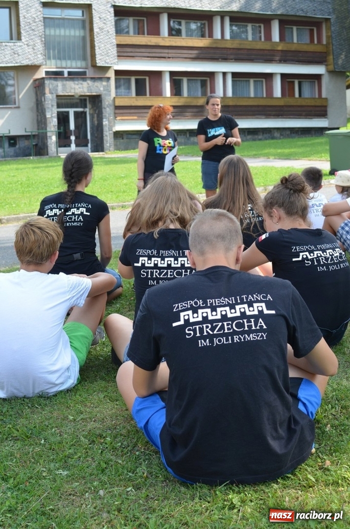 Zdjęcie w galerii na portalu naszraciborz.pl: Od Koziorajki do Czardasza. Polsko-czeskie tańcowanie w Górach Opawskich  wiadomości z regionu