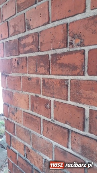 Zdjęcie w galerii na portalu naszraciborz.pl: Rok 1945. Ślady wojny w Bieńkowicach  wiadomości z regionu