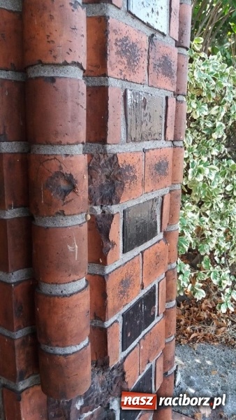 Zdjęcie w galerii na portalu naszraciborz.pl: Rok 1945. Ślady wojny w Bieńkowicach  wiadomości z regionu