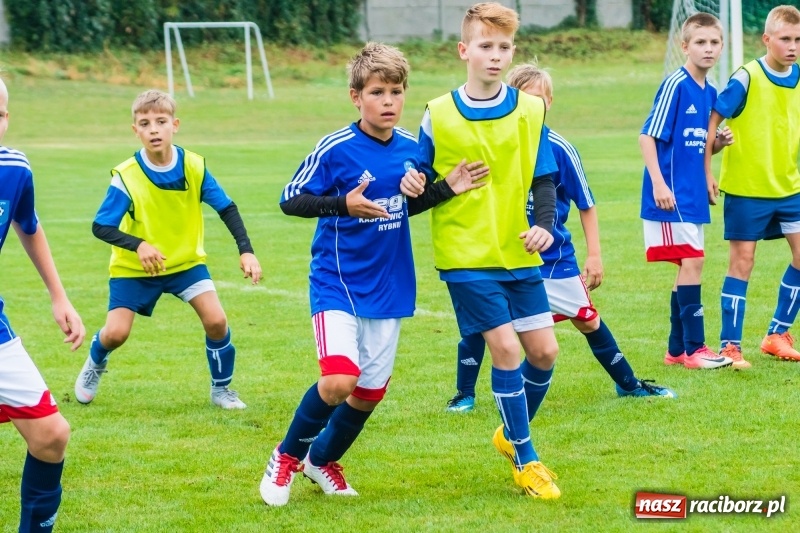 Zdjęcie w galerii na portalu naszraciborz.pl: Piłkarze rocznika 2007 rywalizowali w turnieju im. Zbigniewa Oszka wiadomości z regionu