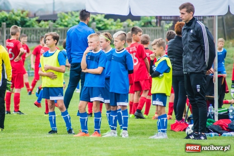 Zdjęcie w galerii na portalu naszraciborz.pl: Piłkarze rocznika 2007 rywalizowali w turnieju im. Zbigniewa Oszka wiadomości z regionu