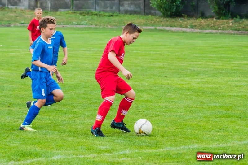 Zdjęcie w galerii na portalu naszraciborz.pl: Piłkarze rocznika 2007 rywalizowali w turnieju im. Zbigniewa Oszka wiadomości z regionu