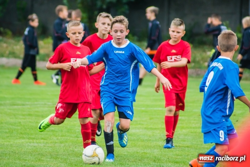 Zdjęcie w galerii na portalu naszraciborz.pl: Piłkarze rocznika 2007 rywalizowali w turnieju im. Zbigniewa Oszka wiadomości z regionu