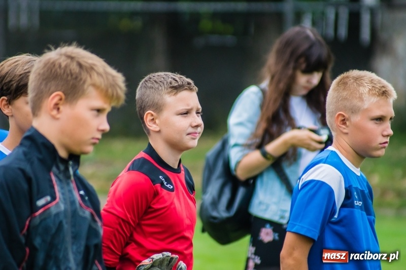 Zdjęcie w galerii na portalu naszraciborz.pl: Piłkarze rocznika 2007 rywalizowali w turnieju im. Zbigniewa Oszka wiadomości z regionu