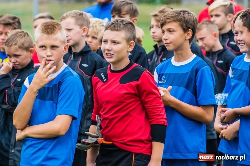 Zdjęcie w galerii na portalu naszraciborz.pl: Piłkarze rocznika 2007 rywalizowali w turnieju im. Zbigniewa Oszka wiadomości z regionu