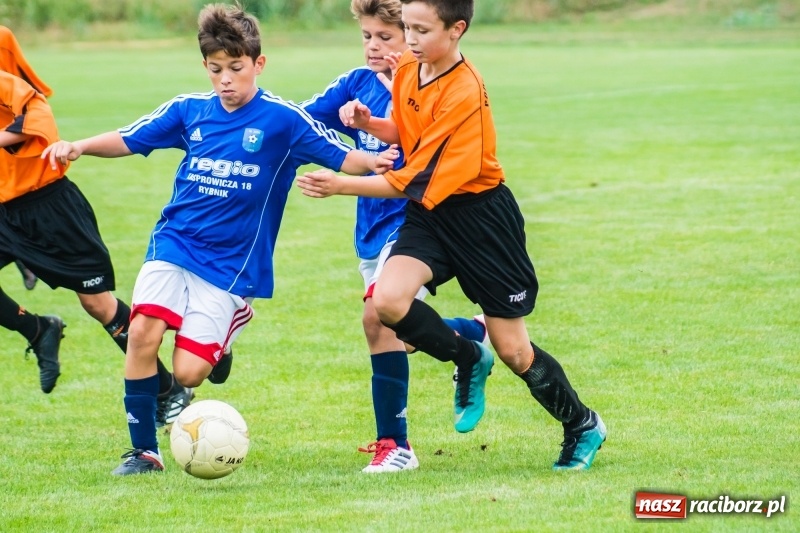 Zdjęcie w galerii na portalu naszraciborz.pl: Piłkarze rocznika 2007 rywalizowali w turnieju im. Zbigniewa Oszka wiadomości z regionu