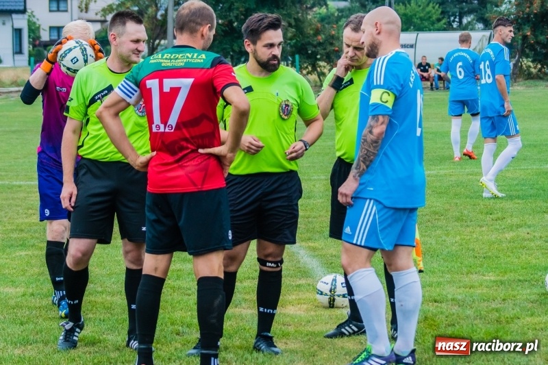 Zdjęcie w galerii na portalu naszraciborz.pl: Strzelecki wróć! Czarni Gorzyce na kolanach w Krzyżanowicach wiadomości z regionu