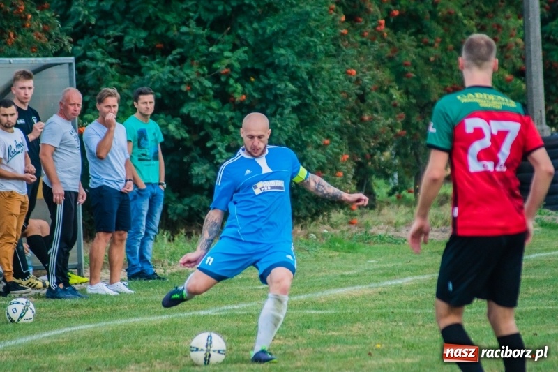 Zdjęcie w galerii na portalu naszraciborz.pl: Strzelecki wróć! Czarni Gorzyce na kolanach w Krzyżanowicach wiadomości z regionu