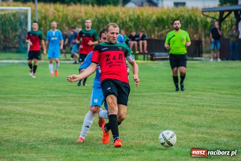 Zdjęcie w galerii na portalu naszraciborz.pl: Strzelecki wróć! Czarni Gorzyce na kolanach w Krzyżanowicach wiadomości z regionu