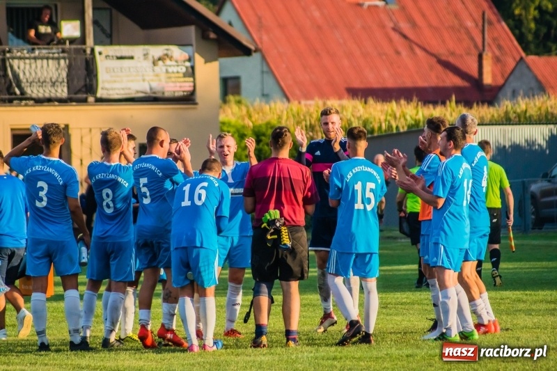 Zdjęcie w galerii na portalu naszraciborz.pl: Strzelecki wróć! Czarni Gorzyce na kolanach w Krzyżanowicach wiadomości z regionu