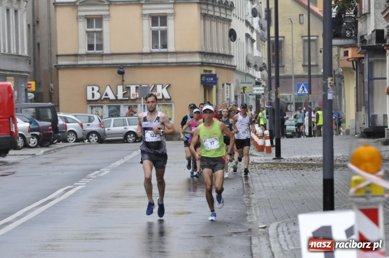 Zdjęcie w galerii na portalu naszraciborz.pl: Rafako Półmaraton na ulicach Raciborza FOTO i WIDEO wiadomości z regionu