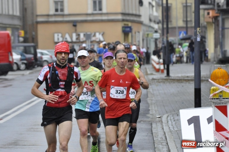 Zdjęcie w galerii na portalu naszraciborz.pl: Rafako Półmaraton na ulicach Raciborza FOTO i WIDEO wiadomości z regionu