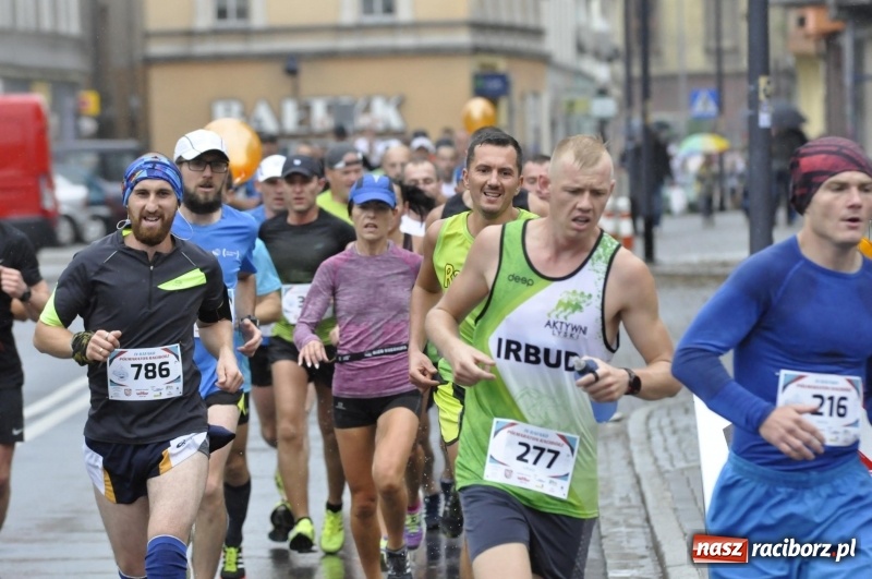 Zdjęcie w galerii na portalu naszraciborz.pl: Rafako Półmaraton na ulicach Raciborza FOTO i WIDEO wiadomości z regionu