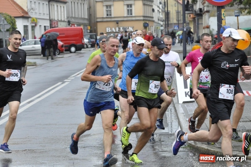 Zdjęcie w galerii na portalu naszraciborz.pl: Rafako Półmaraton na ulicach Raciborza FOTO i WIDEO wiadomości z regionu