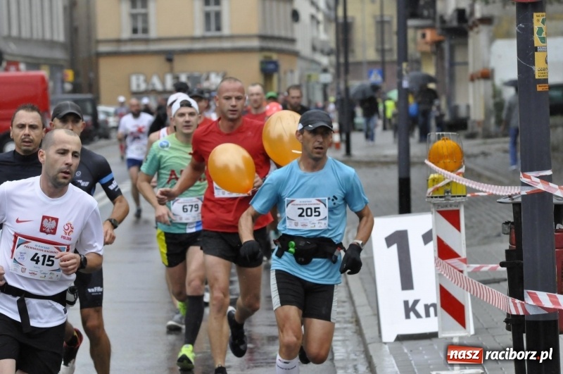 Zdjęcie w galerii na portalu naszraciborz.pl: Rafako Półmaraton na ulicach Raciborza FOTO i WIDEO wiadomości z regionu